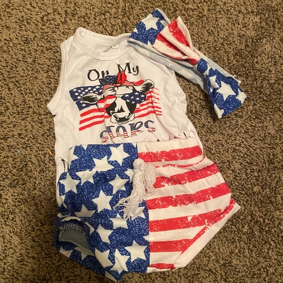 fourth of july outfit - Picture 1 of 1